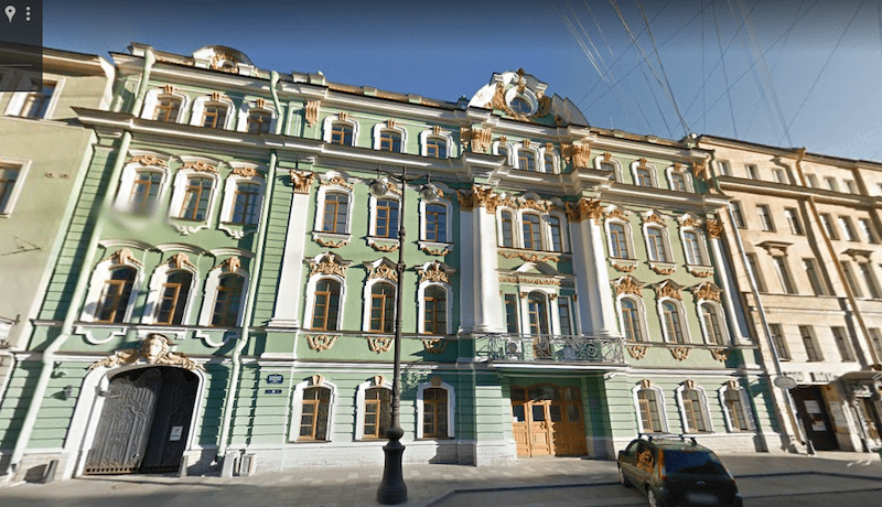 Банк ВТБ выставил на продажу бывшее здание головного офиса на Большой Морской за 250 млн рублей