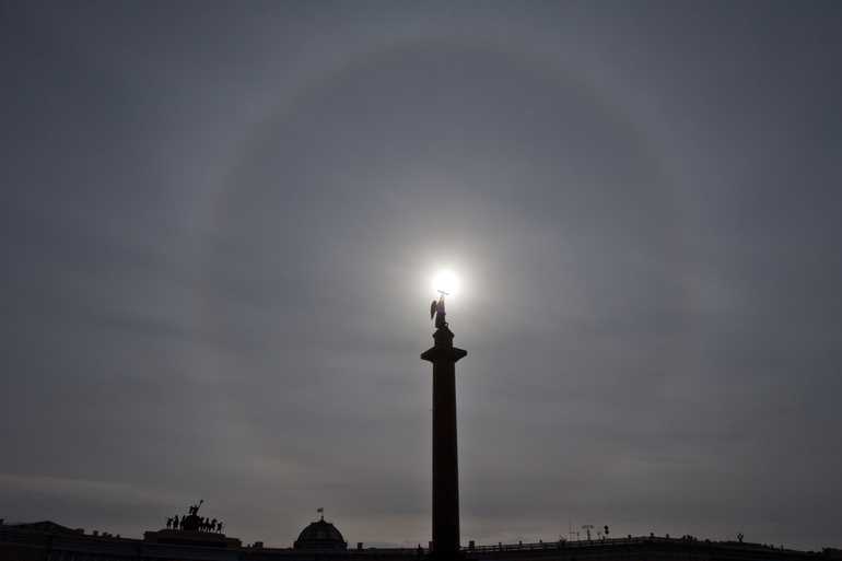 В Петербурге во вторник ожидается теплая погода без осадков