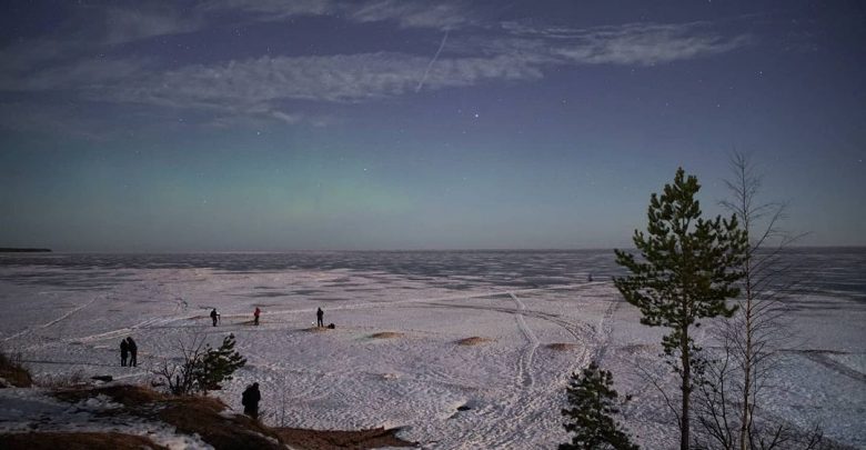 В ночь на 2 марта на Ладожском озере заметили северное сияние — явление. Фото:…