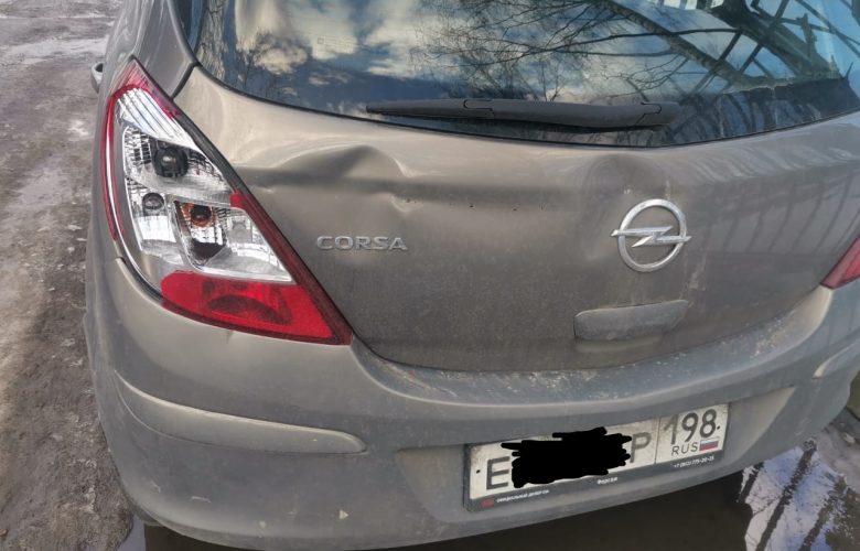2 марта в машину Opel Corsa врезалась Газель и водитель ее сразу уехал. Произошло…