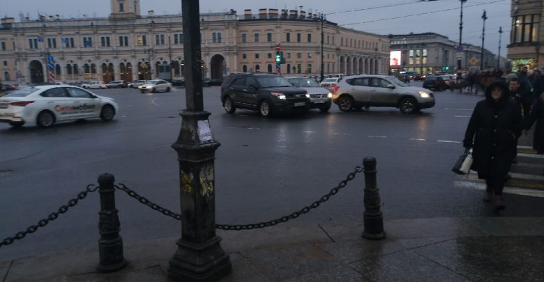 ДТП на повороте от Московского вокзала на Невский проспект, грядёт пробка