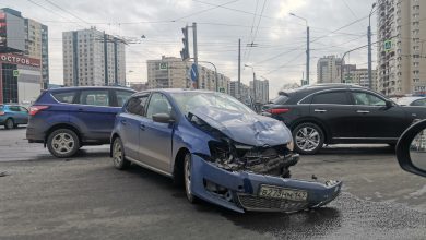 Авария на перекрёстке Индустриального и Косыгина. ДПС на месте, мешаются проезду