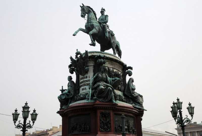 Реставрация памятника Николаю I в Петербурге потребует еще 40 млн рублей
