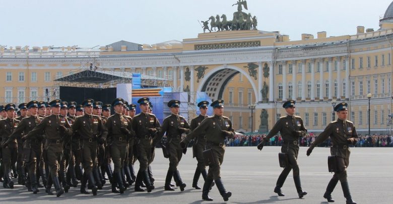 В день парада Победы, 9 мая, на Дворцовую площадь пустят только при наличии отрицательного…