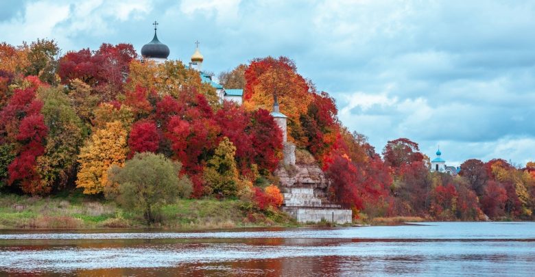 Пять мест для осенних путешествий 1. Псков Начать осмотр города, конечно, стоит с Псковского…