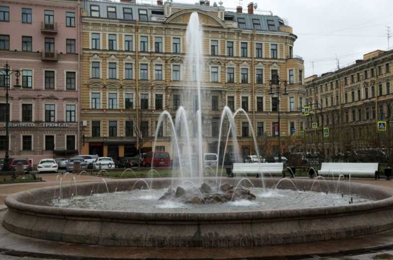Более 10,7 млн рублей пойдет на ремонт фонтанов в Петербурге