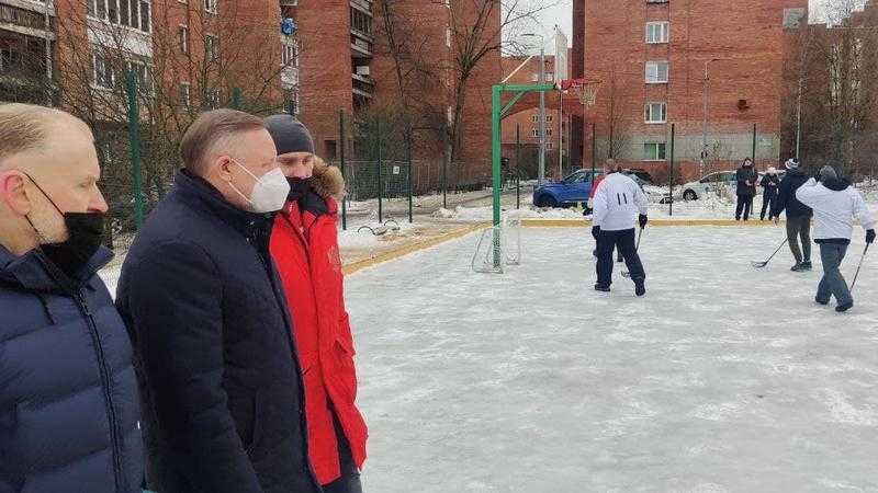 В Петербурге за год планируют отремонтировать 34 спортивные дворовые площадки |