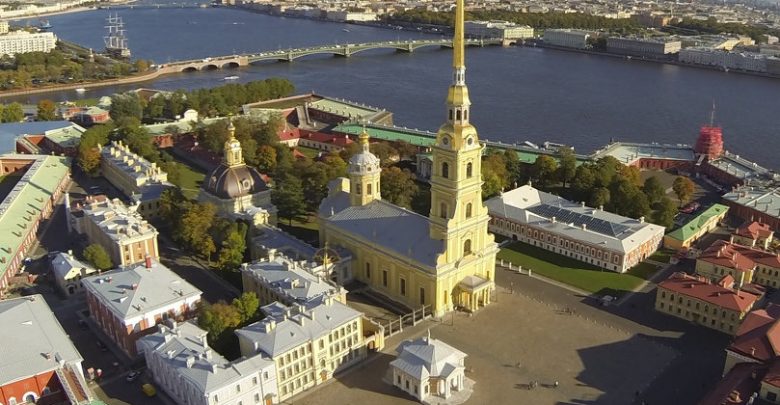Бесплатные концерты карильонной музыки в Петропавловской крепости Звон колоколов окутает крепость и позволит слушателям…