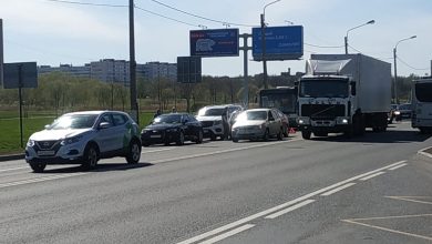 На Петергофском шоссе, перед Доблести, занято две полосы в сторону маршала Жукова