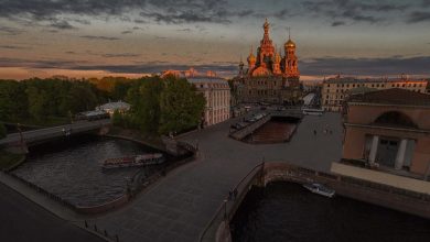 История мостов Санкт-Петербурга. Тройной мост. Тройной мост раскинулся в центре северной столицы России и…