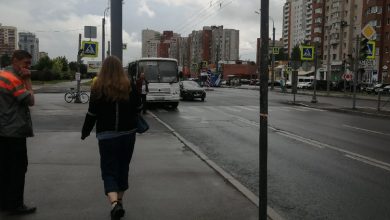 Авария на пересечении Ленинского и Котина. Солярис догнал маршрутку. Пробки нет