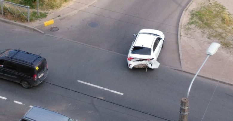 ДТП на проспекте Энтузиастов у дома 28 к1. белая машина поворачивала налево, дама догнала…