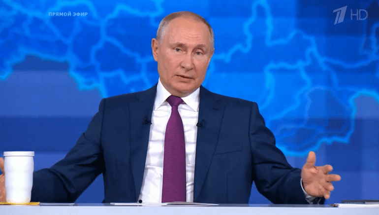 Путин объяснил, почему Россия проводит матчи Евро-2020, несмотря на коронавирус