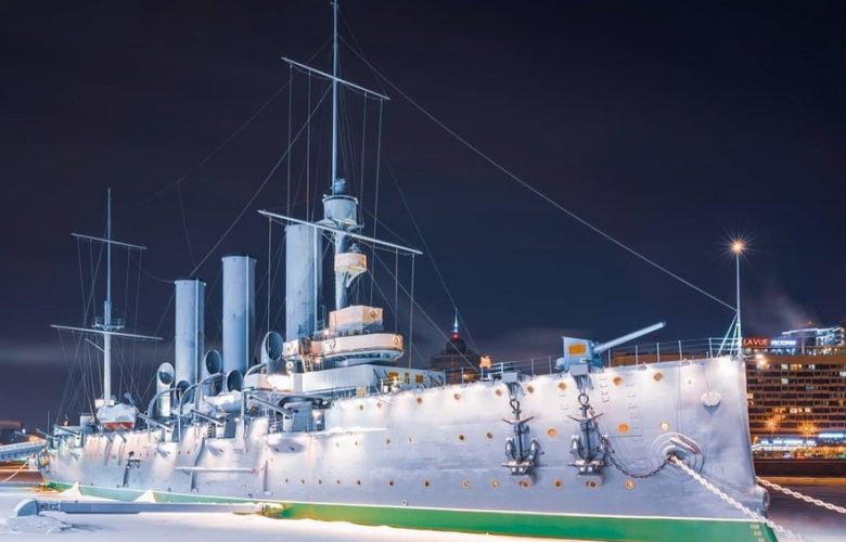 История крейсера «Аврора» Совсем недавно мы стали свидетелями 120-летнего юбилея самого легендарного боевого корабля…