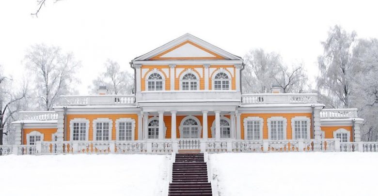 Петровский путевой дворец в Стрельне. Фото: alex_masterhapkido