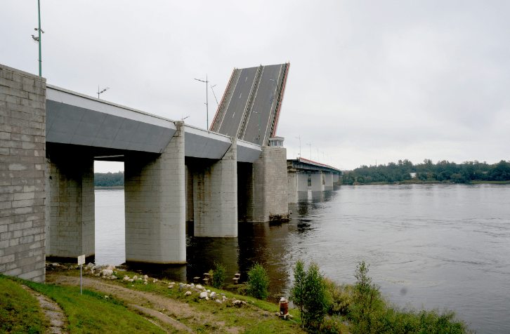 Разводка моста Ладожского моста перекроет трассу «Кола» 9 августа
