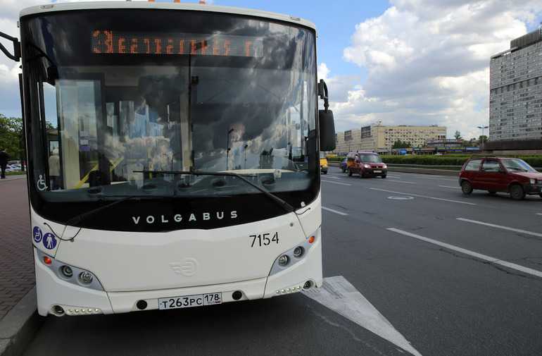 Петербург завершил первые закупки к транспортной реформе. Что дальше? |