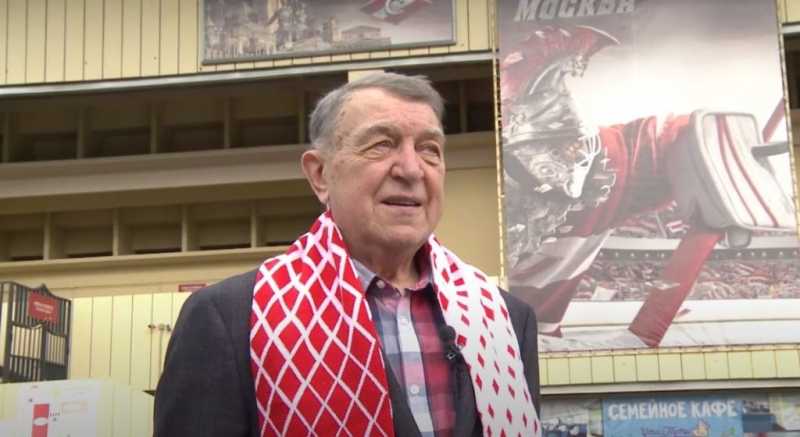 Скончался легендарный советский хоккеист Владимир Шадрин