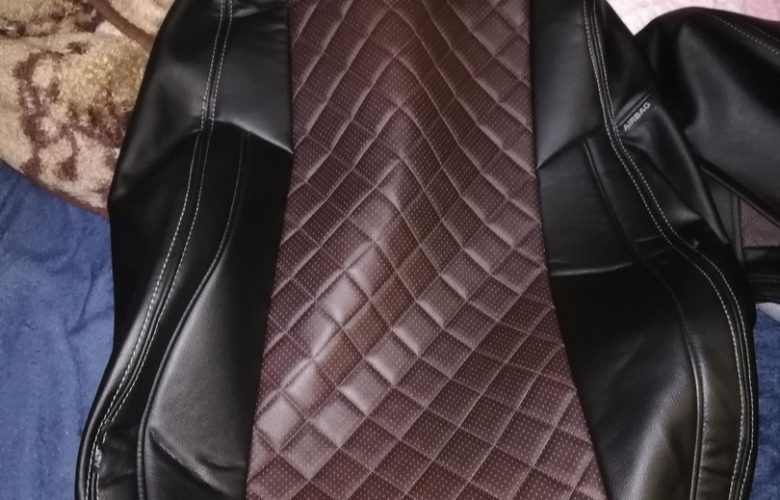 Прадам чехлы оригинальные на сузуки витара и SX4 2015 года в отличном состоянии