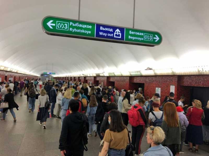 Станцию метро «Девяткино» открыли на вход и на выход |