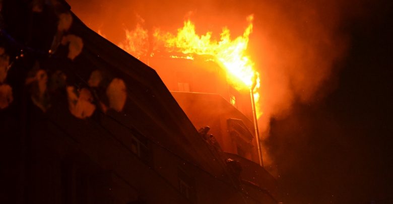 Еще фотографии пожара на набережной реки Карповки д.30/15 Полная новость: