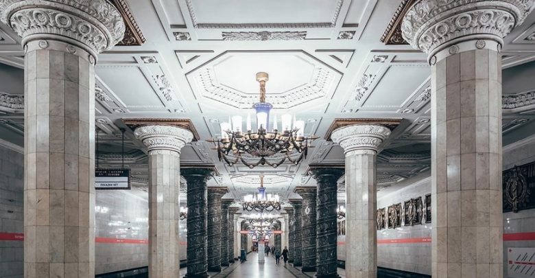10 малоизвестных фактов о петербургском метро 1. Поезд, который ходит только ночью Внутри специального…