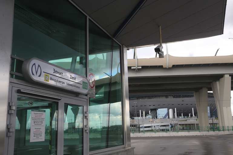 Станцию метро «Девяткино» закрыли на вход |
