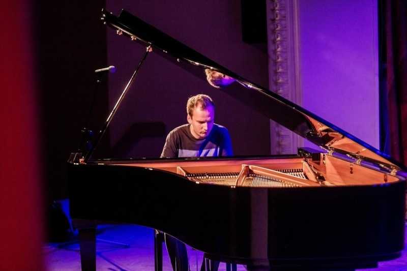 Концерт «Игорь Хабаров: неоклассика и джаз» 2021, Санкт-Петербург — дата и место проведения, программа мероприятия.