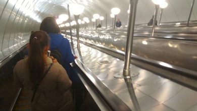 В метро На всех станциях на всех турникетах, оснащённых банковским оборудованием, не проходит оплата…
