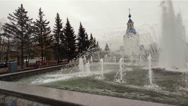Реконструкция фонтана в сквере Николая Ивасюка завершена