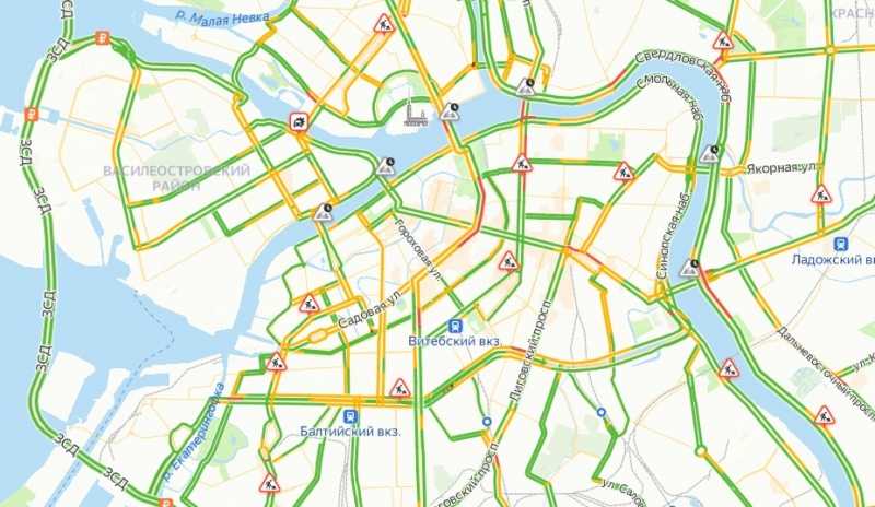 Утренние пробки в Петербурге составили 2 балла во второй день нерабочей недели