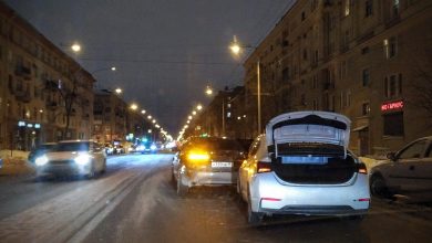 Невнимательный молодой таксист испортил вечер водителю Audi на Краснопутиловской ул. Объезд возможен только с…