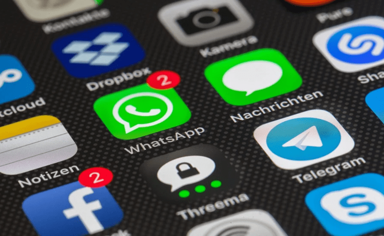 WhatsApp предупредил о прекращении работы с 1-го числа