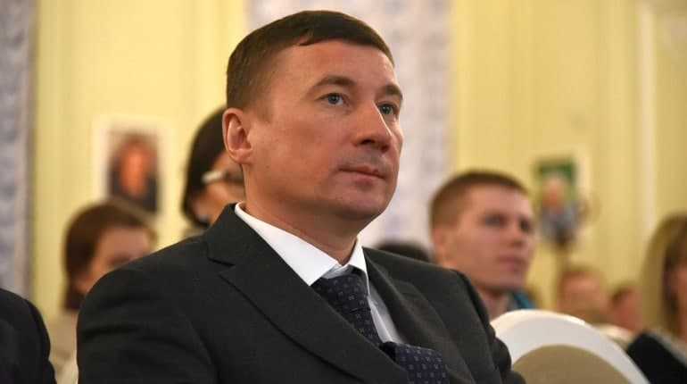 В кабинет экс-главы Калининского района Ивана Громова пришли с обыском