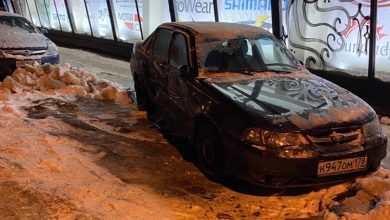 В Волоколамском переулке в 23-30 чёрный Ниссан кашкай врезается в бок припаркованной машины, причём…