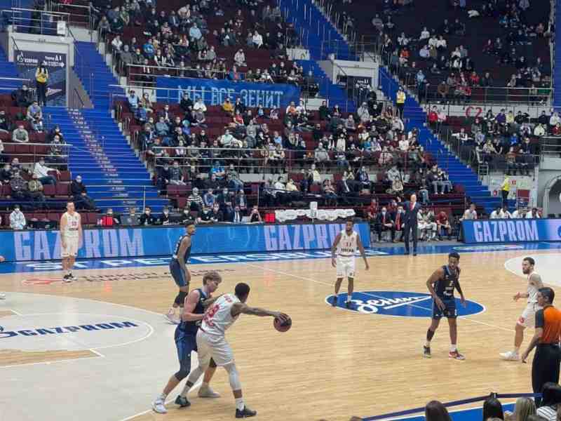 Баскетболисты «Зенита» проиграли «Монако» в матче Евролиги