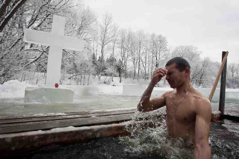 Опубликован список мест для крещенских купаний в Петербурге
