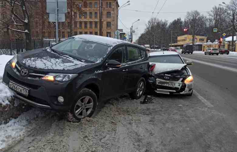 Уважаемые участники движения, прошу помощи и соучастия у неравнодушных свидетелей ДТП, произошедшего вчера утром…