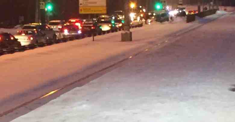 ДТП в п Александровская на Приморском шоссе. Машины обе поперёк дороги Напротив жд станции….