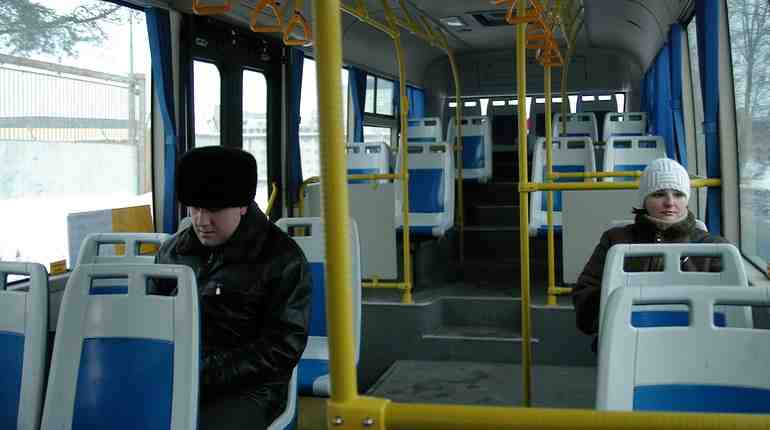 Сумму штрафа для безбилетников могут повысить до 2500 рублей в Петербурге