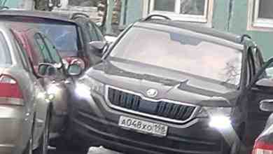 В на пр. Шостаковича шкода притерла припаркованный автомобиль