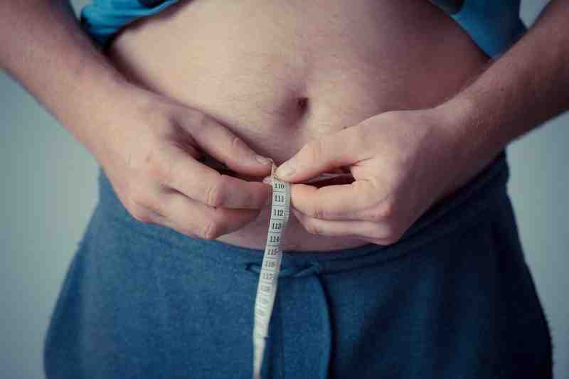 Эндокринолог перечислил гормоны, влияющие на набор веса