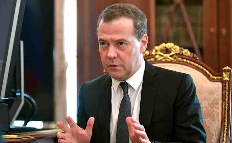 Медведев исключил вероятность повторения дефолта 1998 года - Новости Санкт-Петербурга