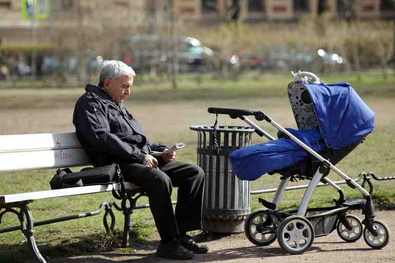 Россиянам хотят вернуть прежний пенсионный возраст |