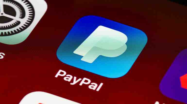 В России приостановлена работа PayPal