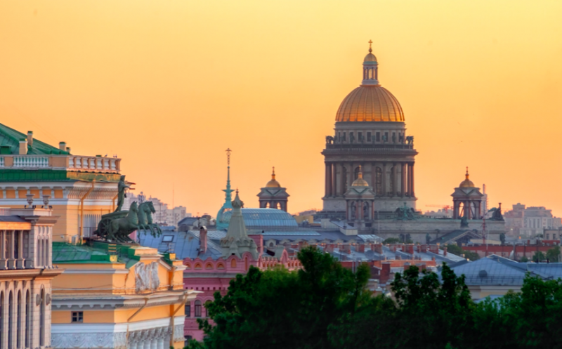 В Петербурге приняли закон о снижении налоговой нагрузки для туристических компаний - Новости Санкт-Петербурга