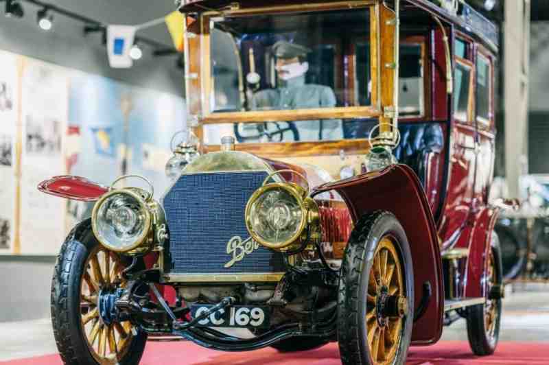 Старинные автомобили покажут на выставке «Олдтаймер-Галерея» в Экспофоруме - Новости Санкт-Петербурга