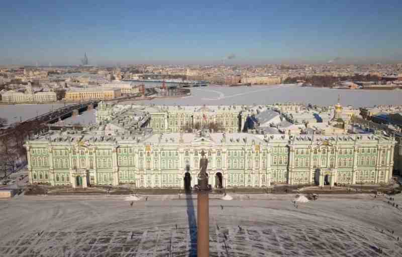 В Петербурге опять эвакуировали посетителей Эрмитажа - Новости Санкт-Петербурга