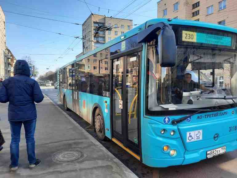 С июня в Петербурге начнут работу еще 57 автобусных маршрутов без кондукторов - Новости Санкт-Петербурга