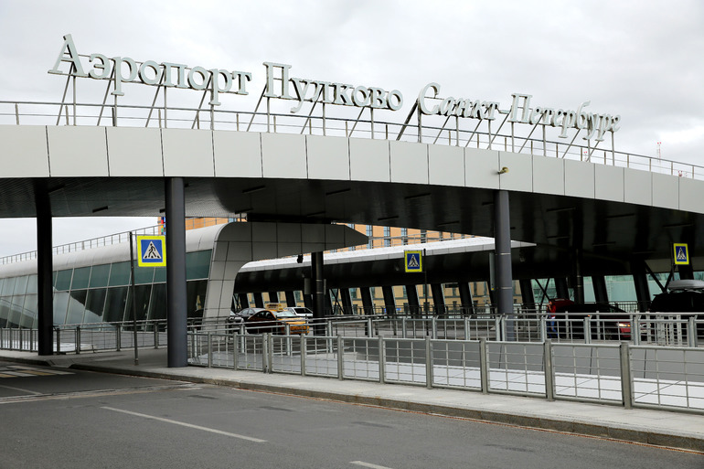 В Пулково 13 мая отменили четыре рейса и задержали еще один самолет - Новости Санкт-Петербурга